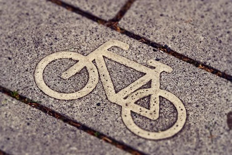 cycle-path-3444914__340.jpg